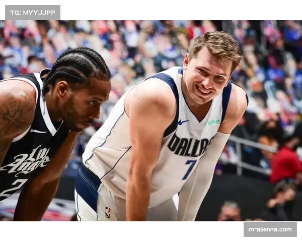 速递：独行侠凭借东欧组合第四节“点名战术”成功逆转快船